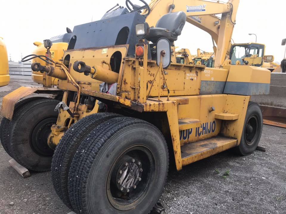 Komatsu FD150E-5 15Tons Forklift