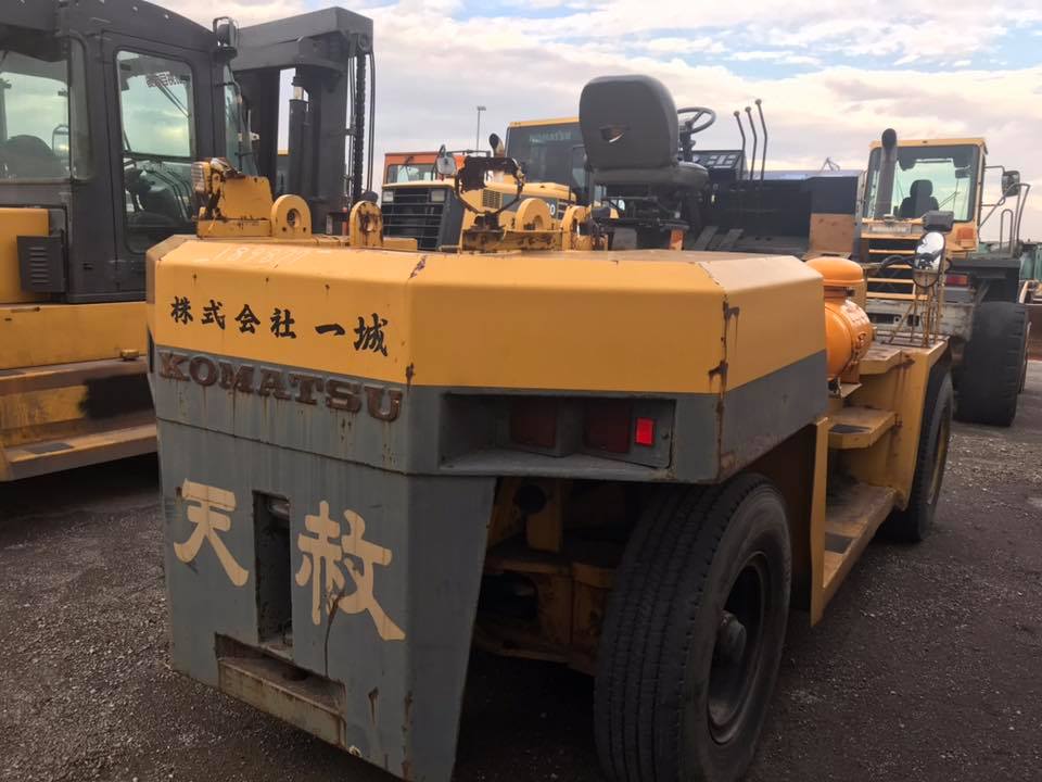 Komatsu FD150E-5 15Tons Forklift